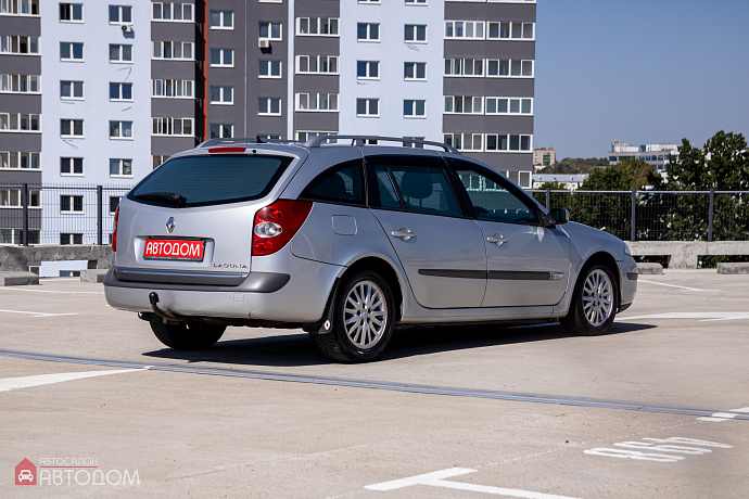 Renault Laguna (II Рестайлинг) 1.6 MT (112 л.с.) 2007(2)