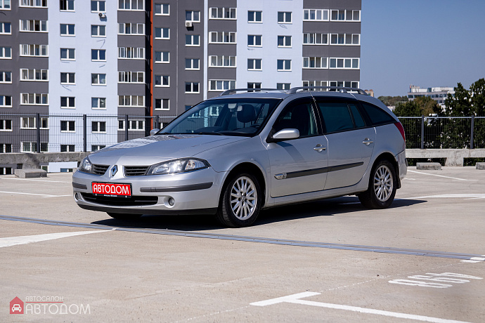 Renault Laguna (II Рестайлинг) 1.6 MT (112 л.с.) 2007(0)